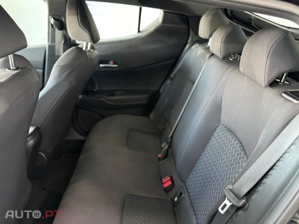 Toyota C-HR 1.8 Hybrid Comfort