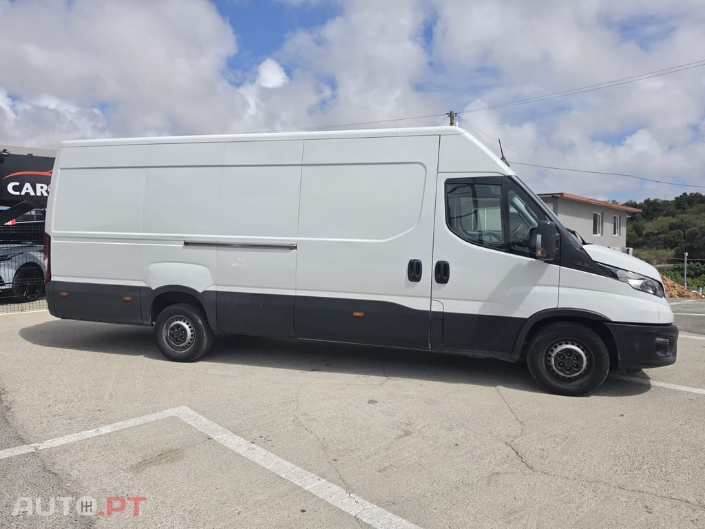 Iveco Daily 2.3D 35S16 Longa