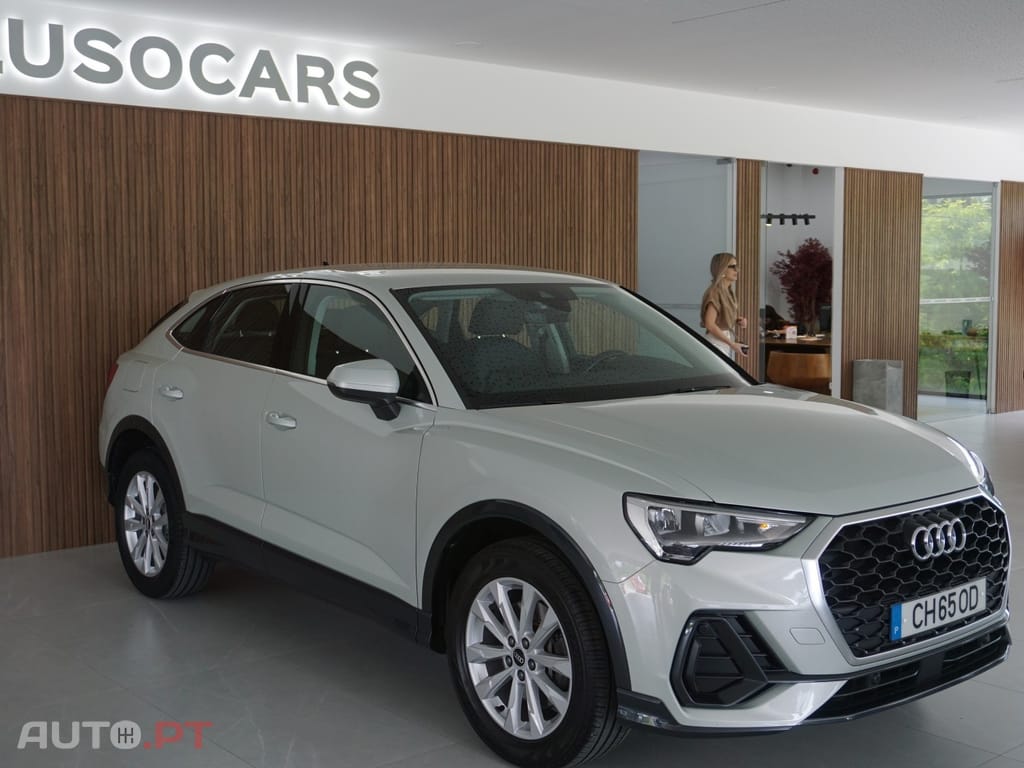 Audi Q3 45 TFSIe S tronic