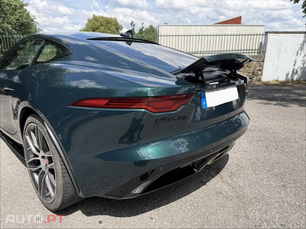 Jaguar F-Type 2.0 i4 R-Dynamic