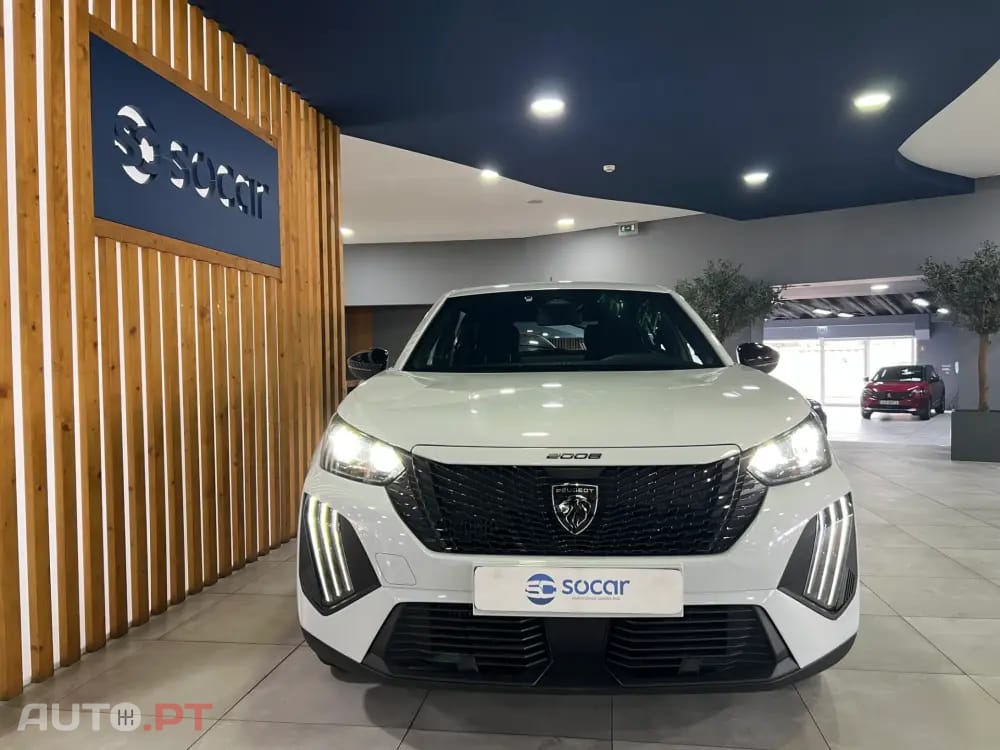 Peugeot 2008 1.2 PureTech Style — fotografia 3