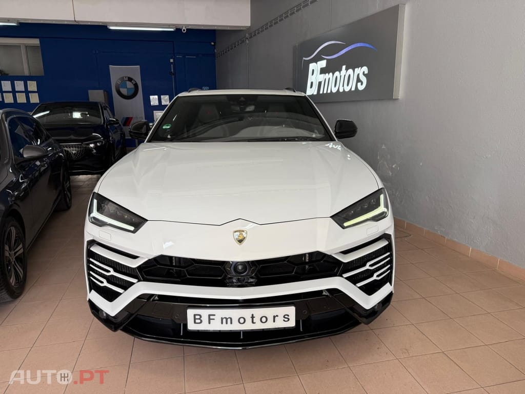 Lamborghini Urus 4.0 V8