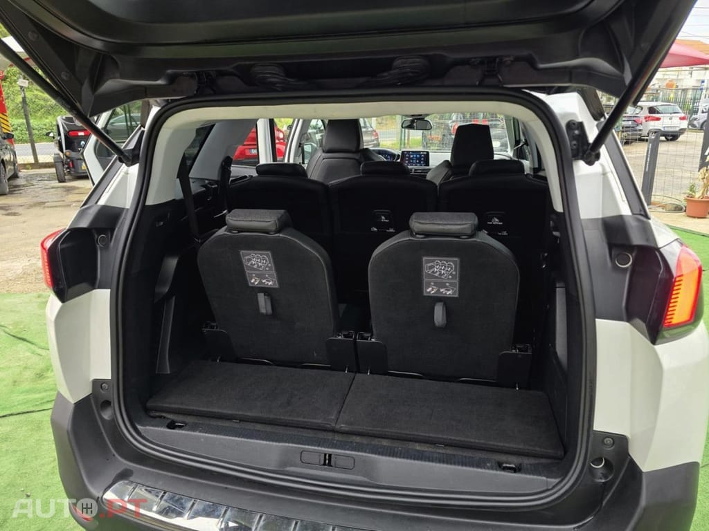 Peugeot 5008 2.0 BlueHDi Allure J18