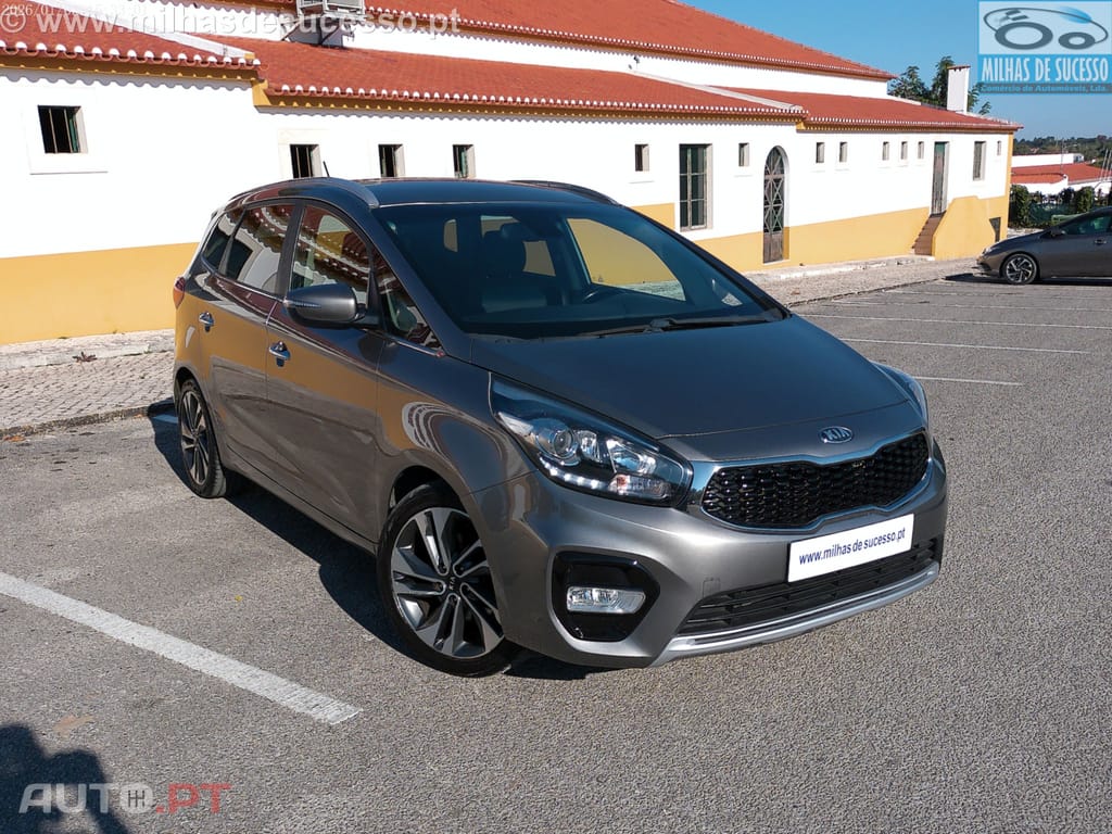 Kia Carens 1.7 CRDI ISG TX  7 Lug