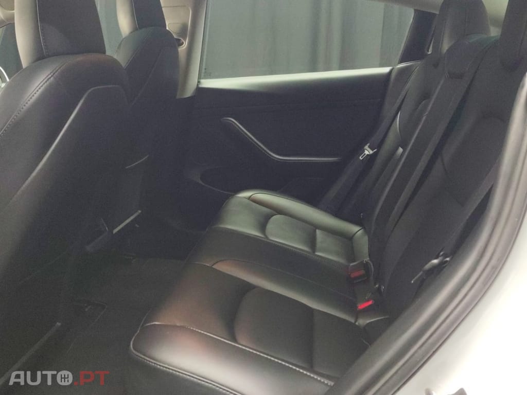 Tesla Model 3 Performance Tração Integral