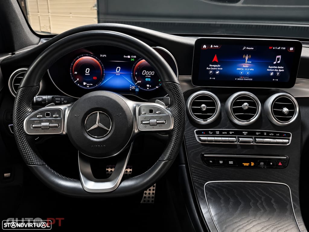 Mercedes-Benz GLC 300 de 4Matic 9G-TRONIC AMG Line — fotografia 20