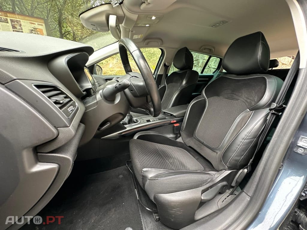Renault Mégane Sport Tourer 1.2 TCE Intens