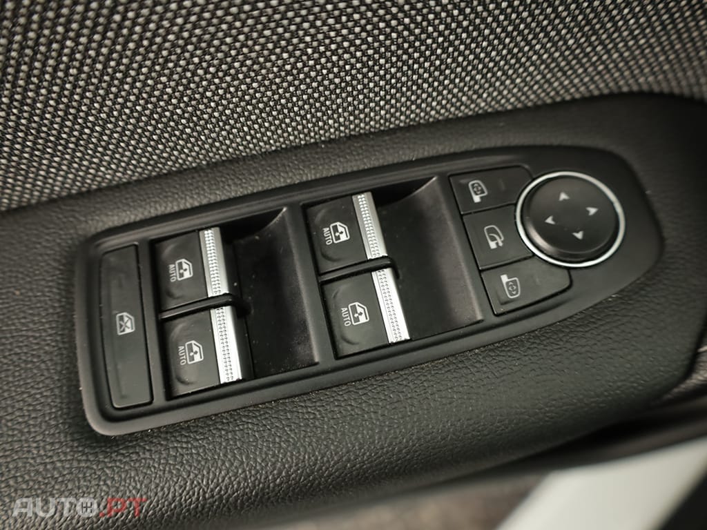 Renault Captur Captur 1.0 TCe Techno Bi-Fuel