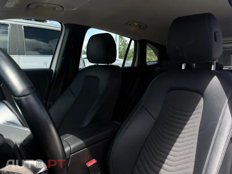 Mercedes-Benz GLA 180 d Style