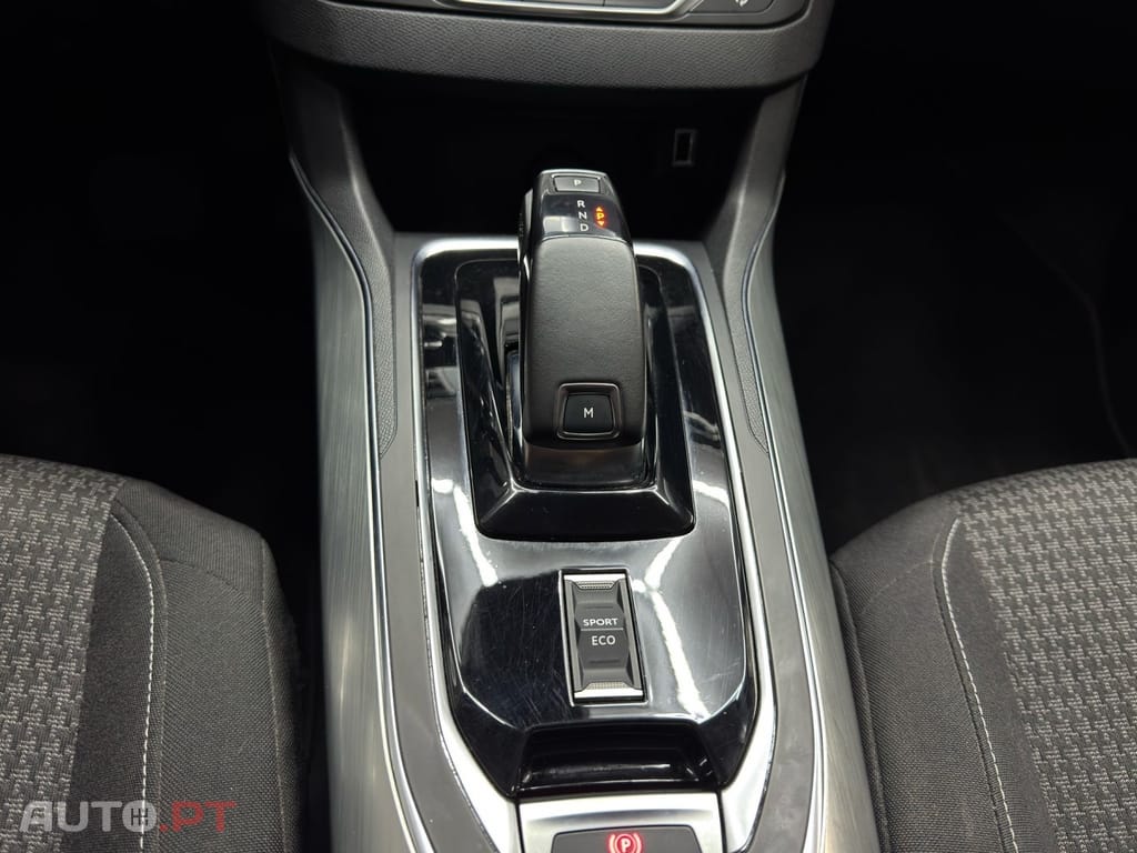 Peugeot 308 1.5 BlueHDi Allure EAT8