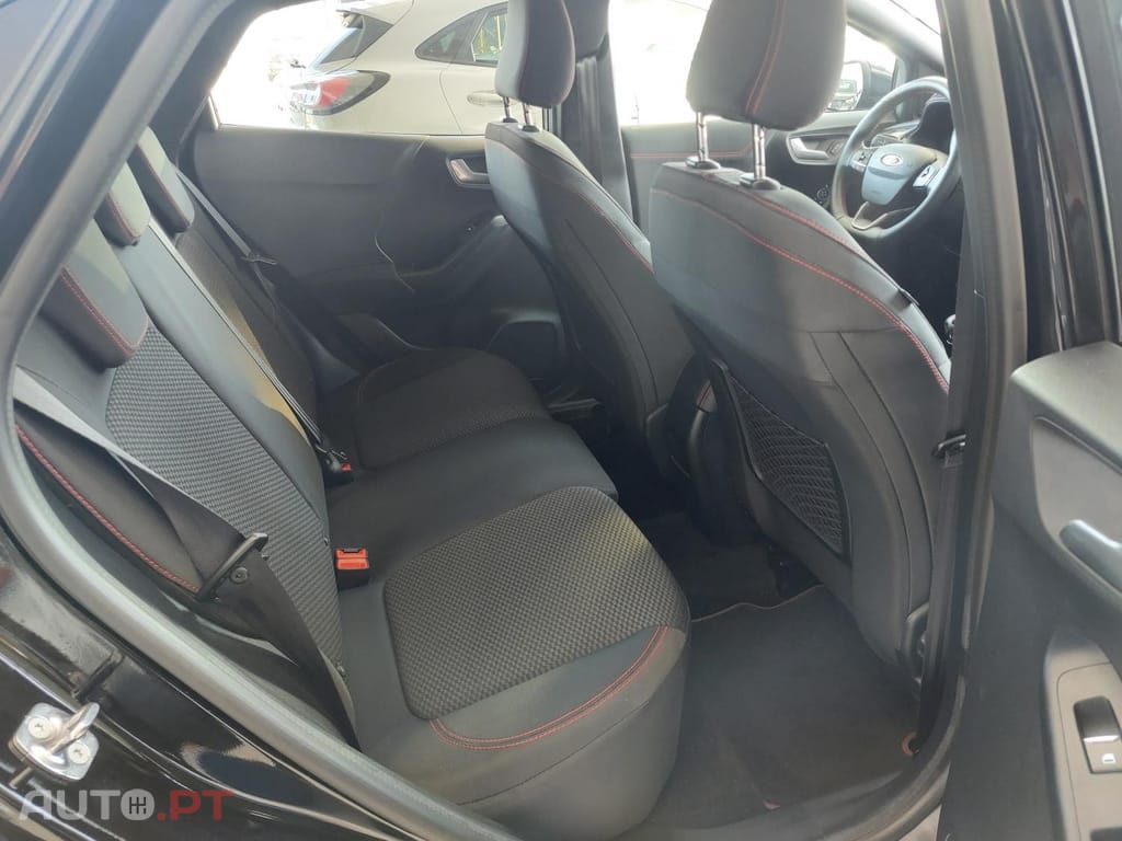 Ford Puma 1.0 EcoBoost MHEV ST-Line