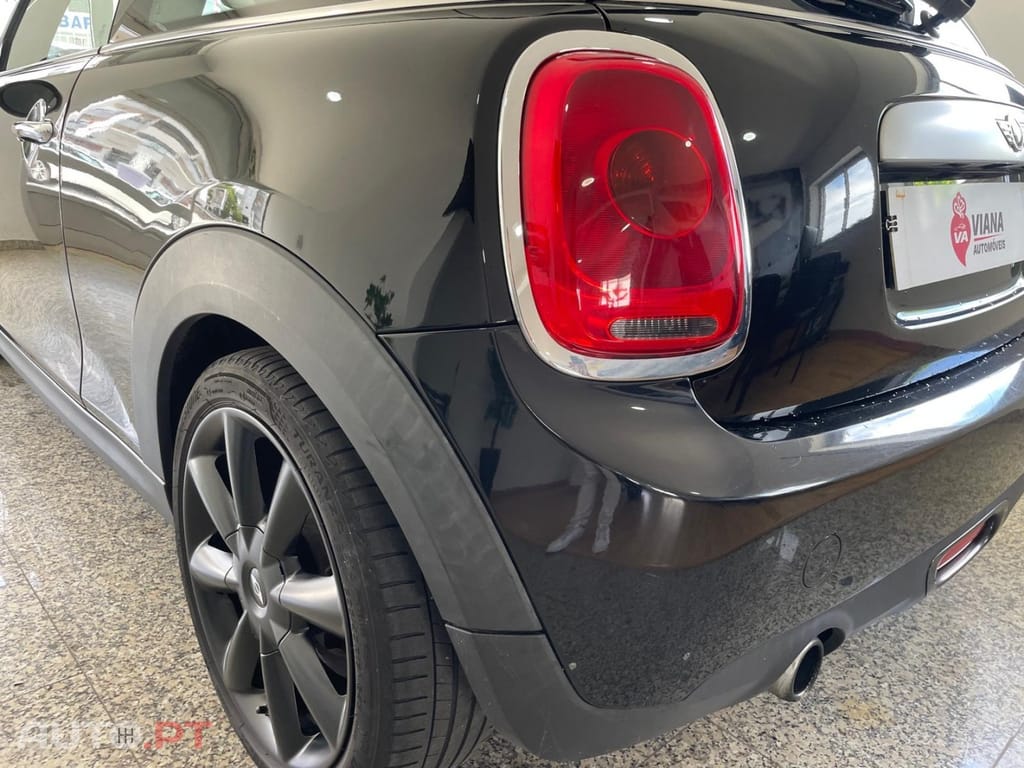 MINI Cooper Cooper D
