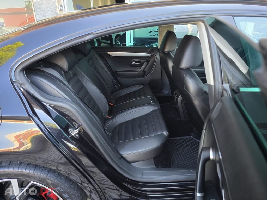 Volkswagen Passat CC 2.0 TDi