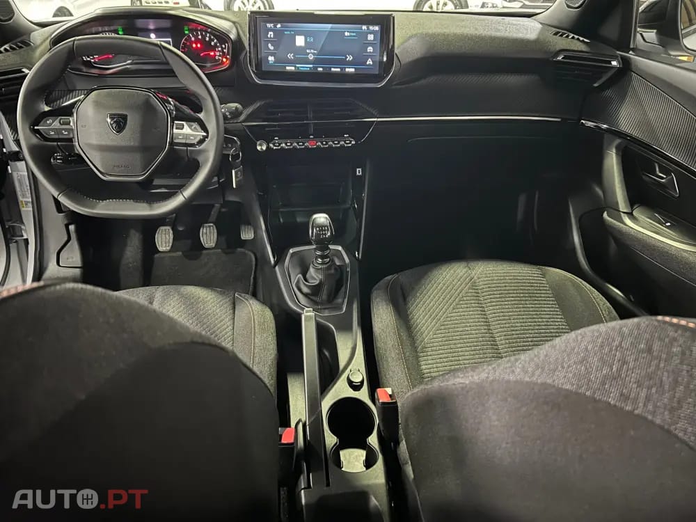 Peugeot 2008 1.2 PureTech Style