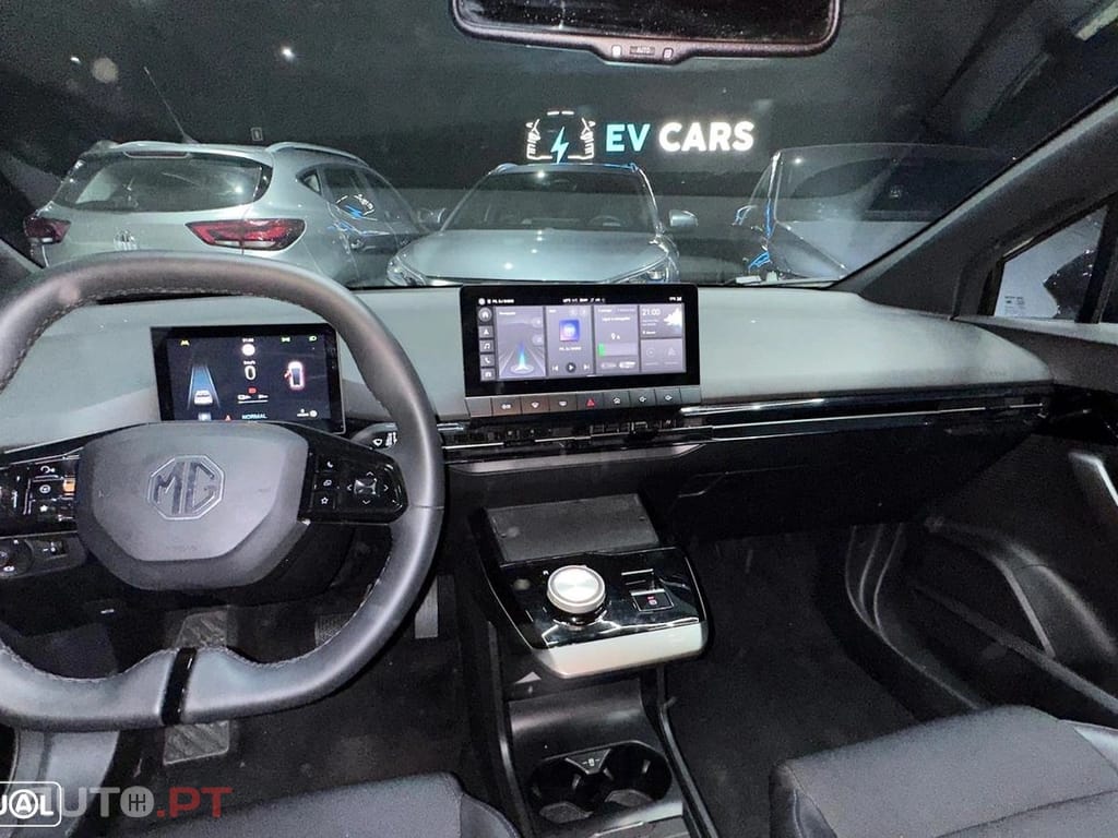 MG MG4 64 kWh Luxury