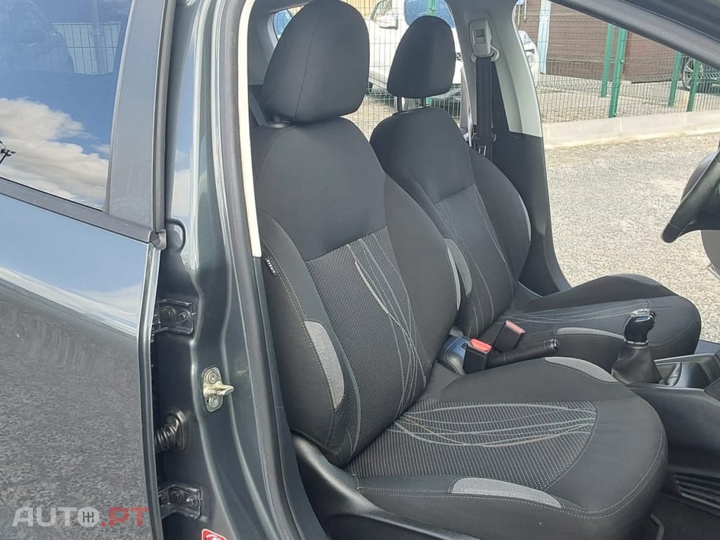 Peugeot 208 1.4 HDi Active