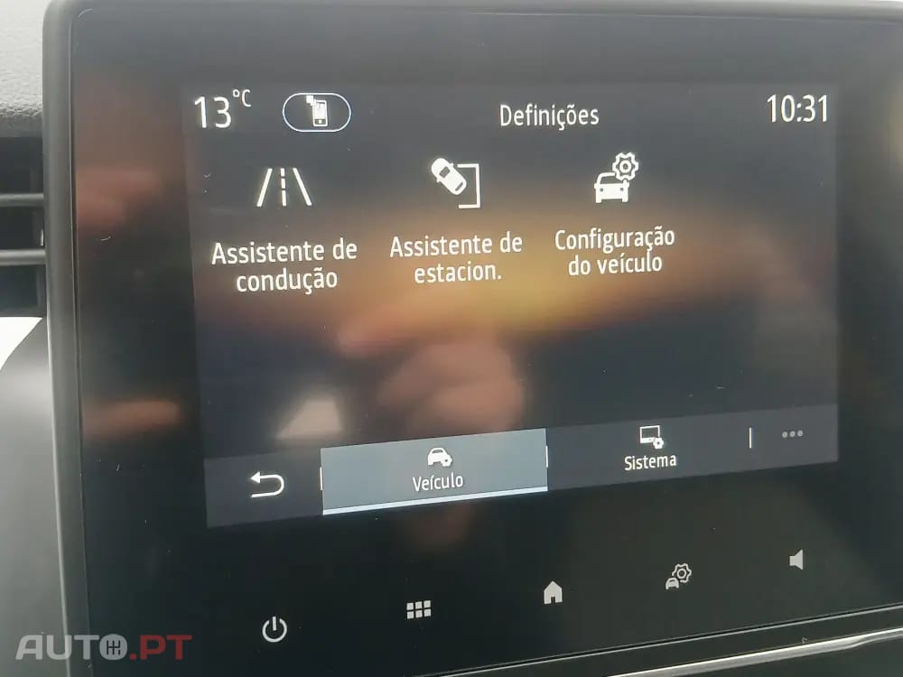 Renault Clio Outro