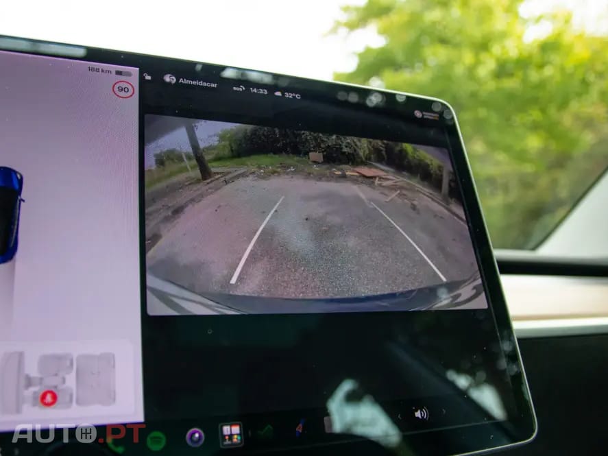 Tesla Model 3 Long-Range Dual Motor AWD