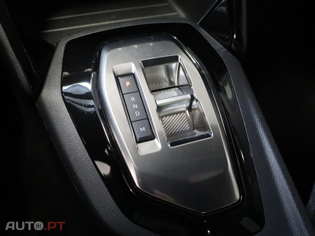 Peugeot 2008 1.5 BlueHDi  Active EAT8