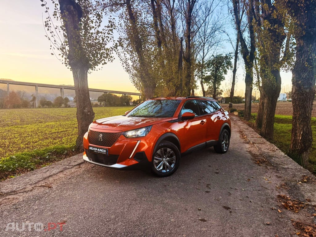 Peugeot E-2008 Style