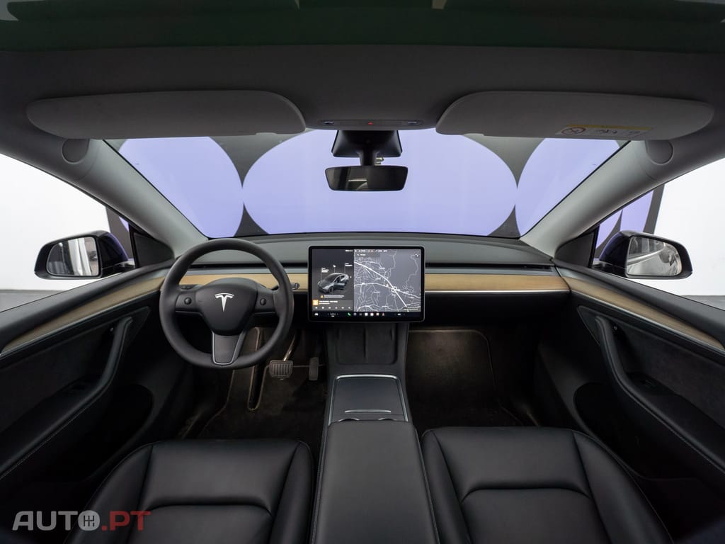 Tesla Model Y Long Range Tração Integral