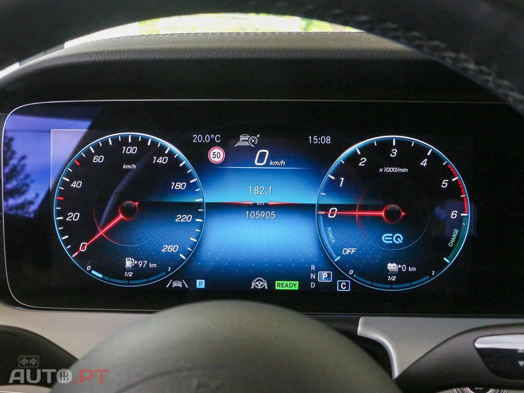 Mercedes-Benz E 300 de AMG Line