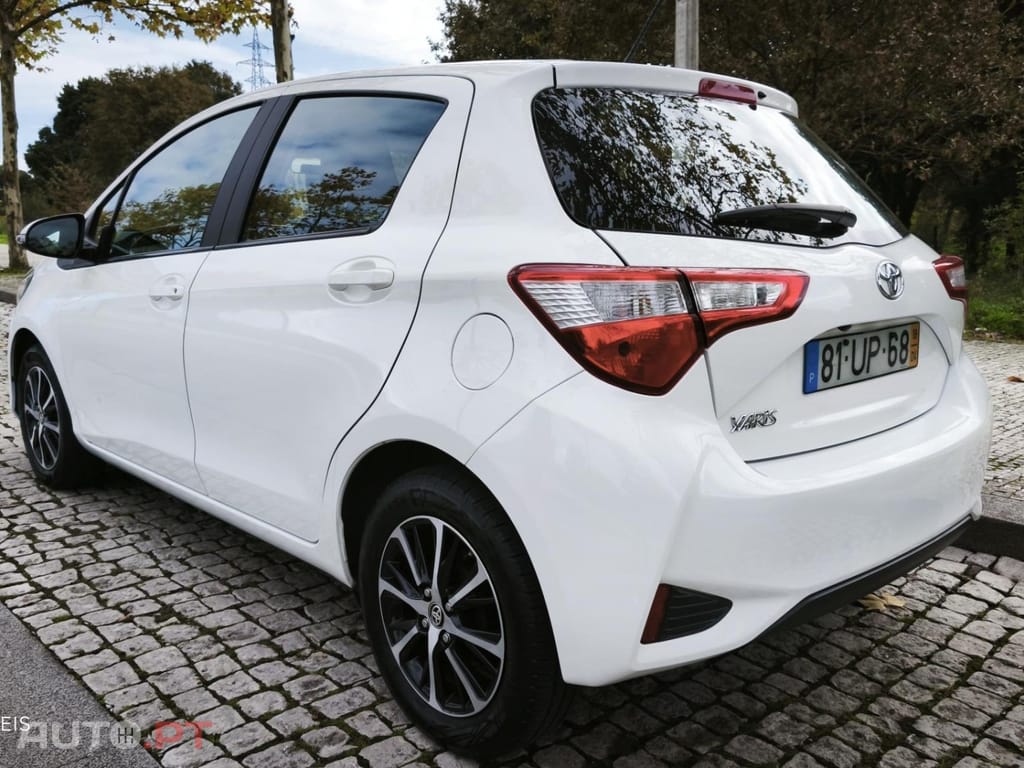 Toyota Yaris 1.0 VVT-i Comfort +PS Style +P.Techno