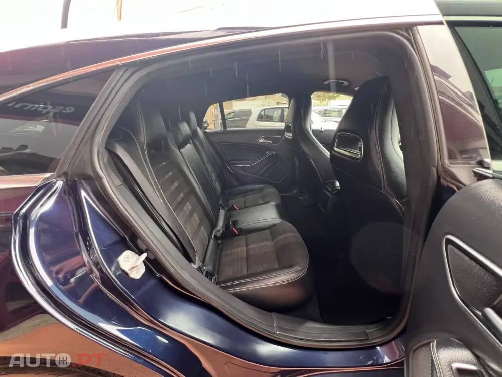 Mercedes-Benz CLA 180 d Urban