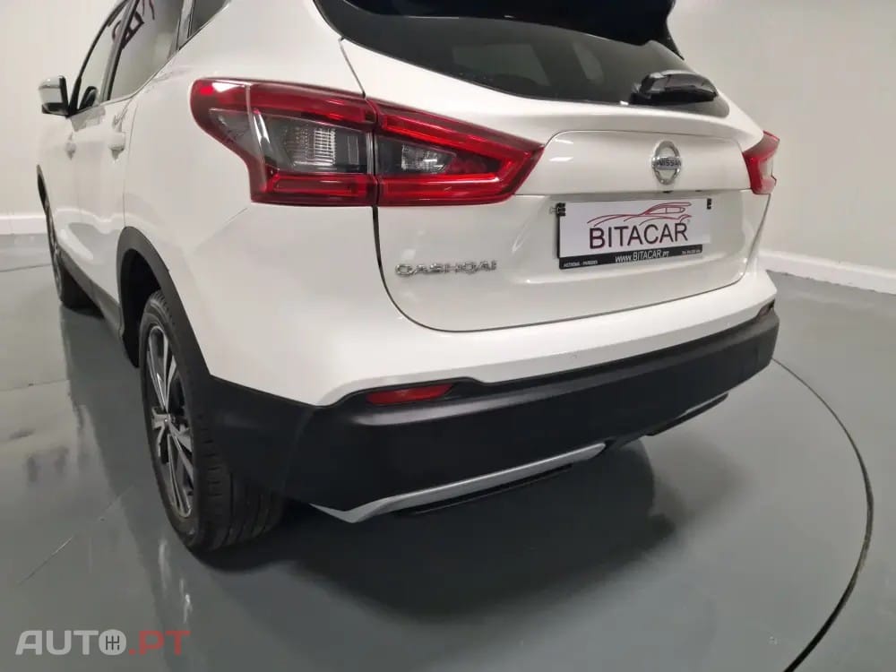 Nissan Qashqai 1.5 dCi N-Connecta