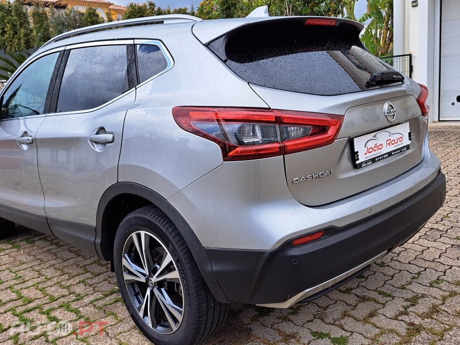 Nissan Qashqai 1.5 dCi N-Connecta J18+Led