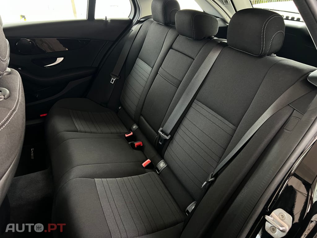Mercedes-Benz C 300 de Avantgarde