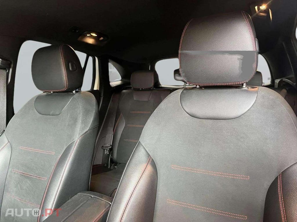 Mercedes-Benz GLA 250 e AMG LINE