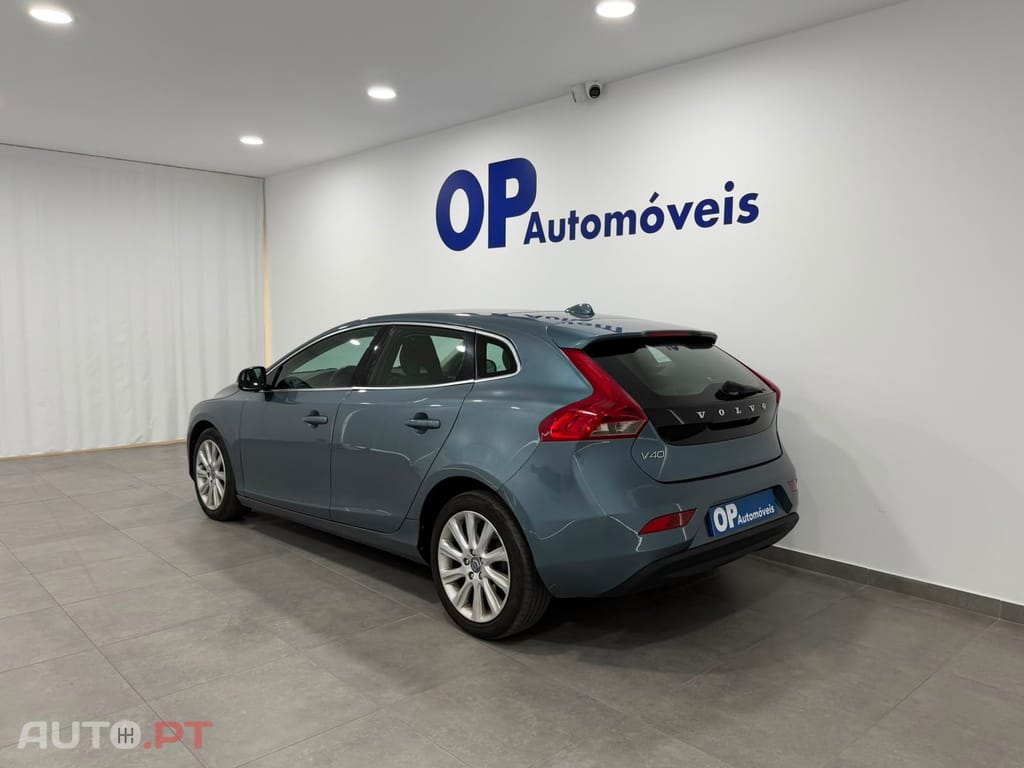 Volvo V40 1.6 D2 Momentum