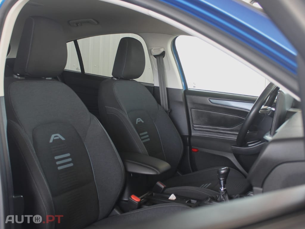 Ford Focus 1.0 EcoBoost MHEV Active X