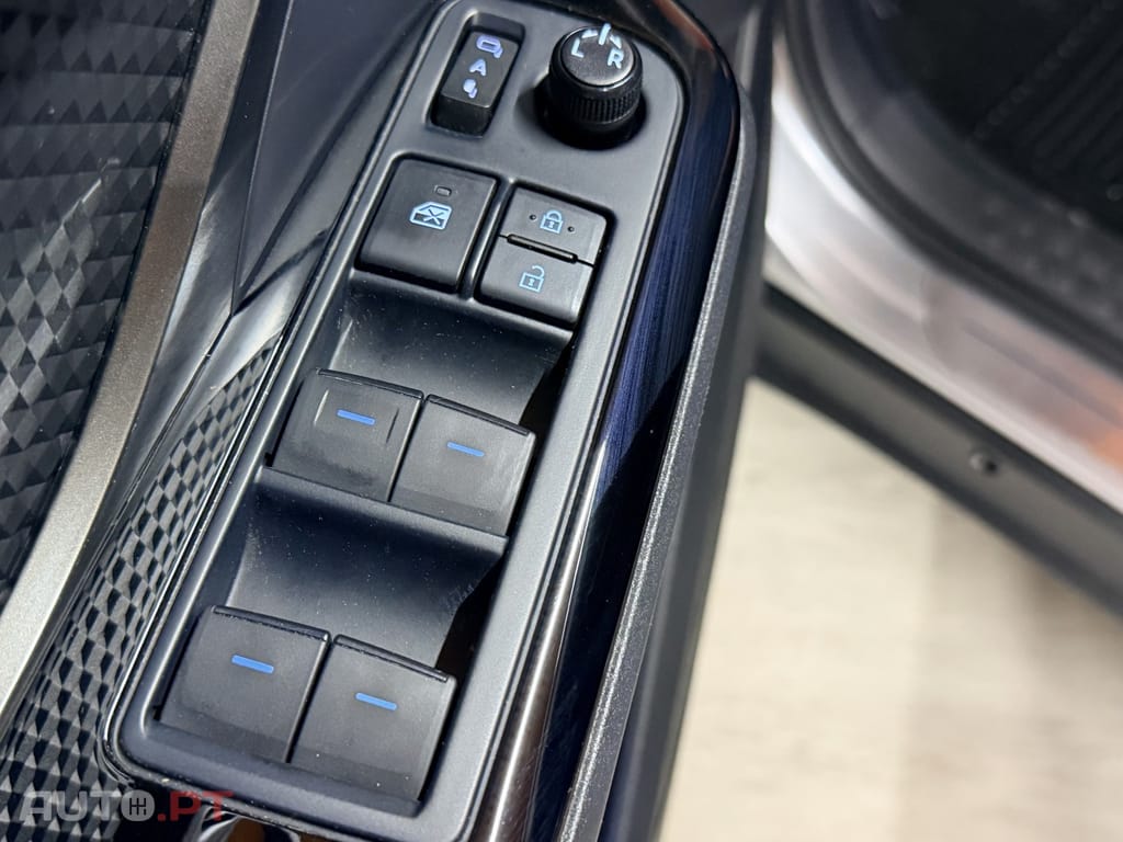 Toyota C-HR 1.8 Hybrid Exclusive+P.Luxury