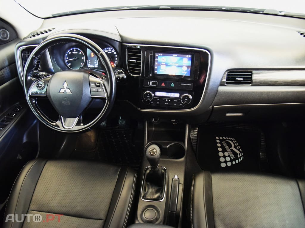Mitsubishi Outlander 2.2 DI-D Intense