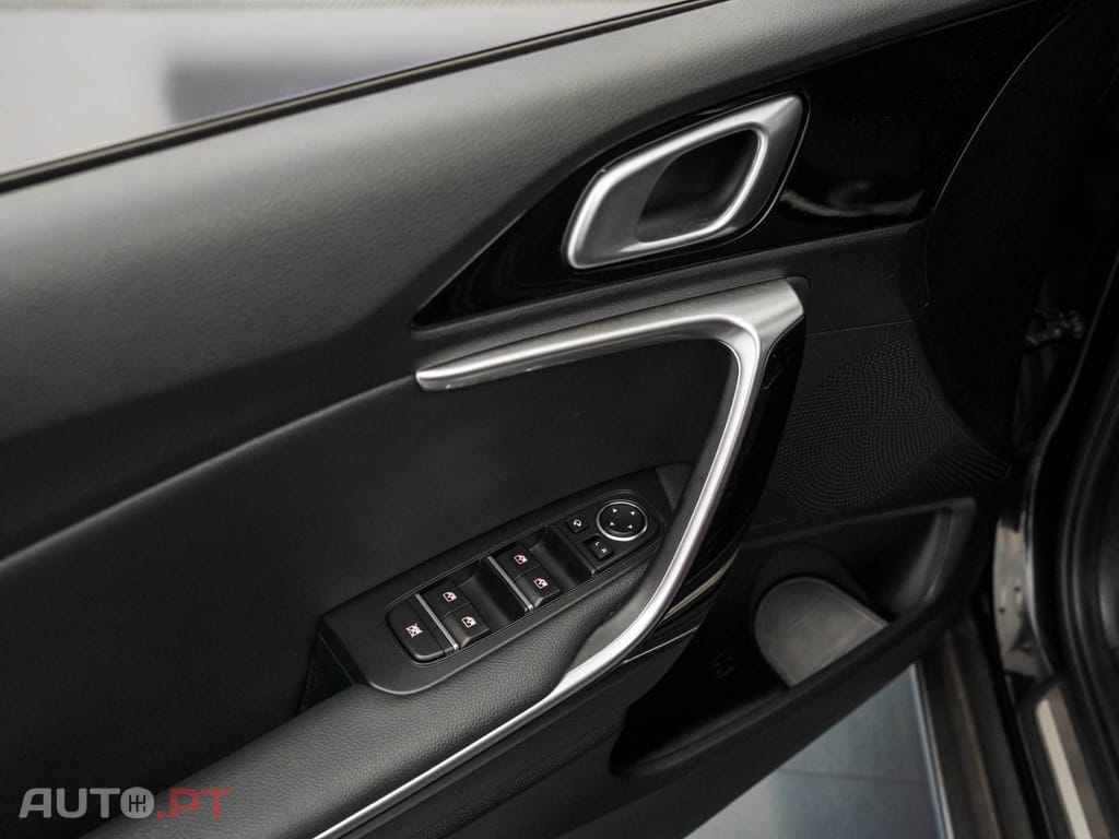 Kia Xceed 1.6 GDi PHEV Drive