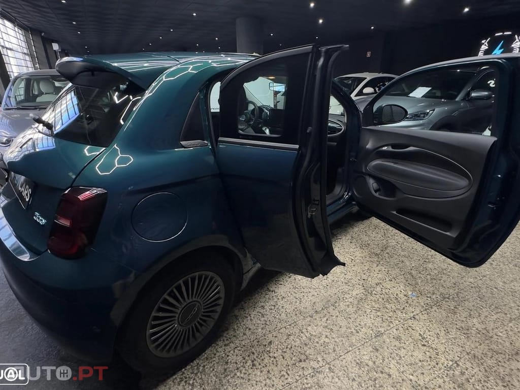 Fiat 500e 42 kWh Icon