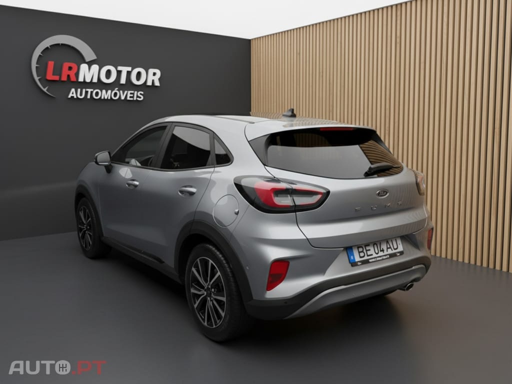 Ford Puma 1.0 EcoBoost MHEV Titanium