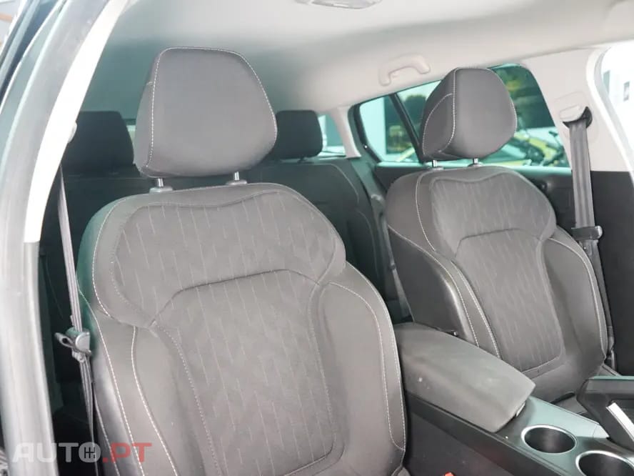 Renault Mégane Sport Tourer 1.5 Blue dCi Intens EDC