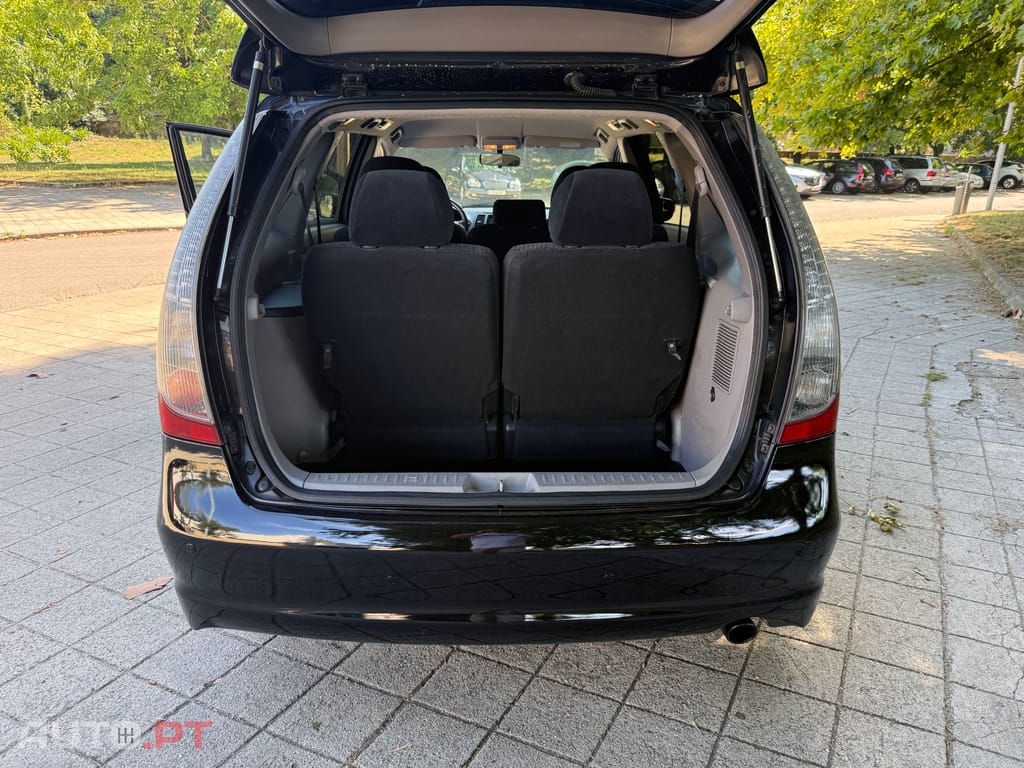 Mitsubishi Grandis 2.0 D-ID 136CV 7 LUGARES IUC BARATO
