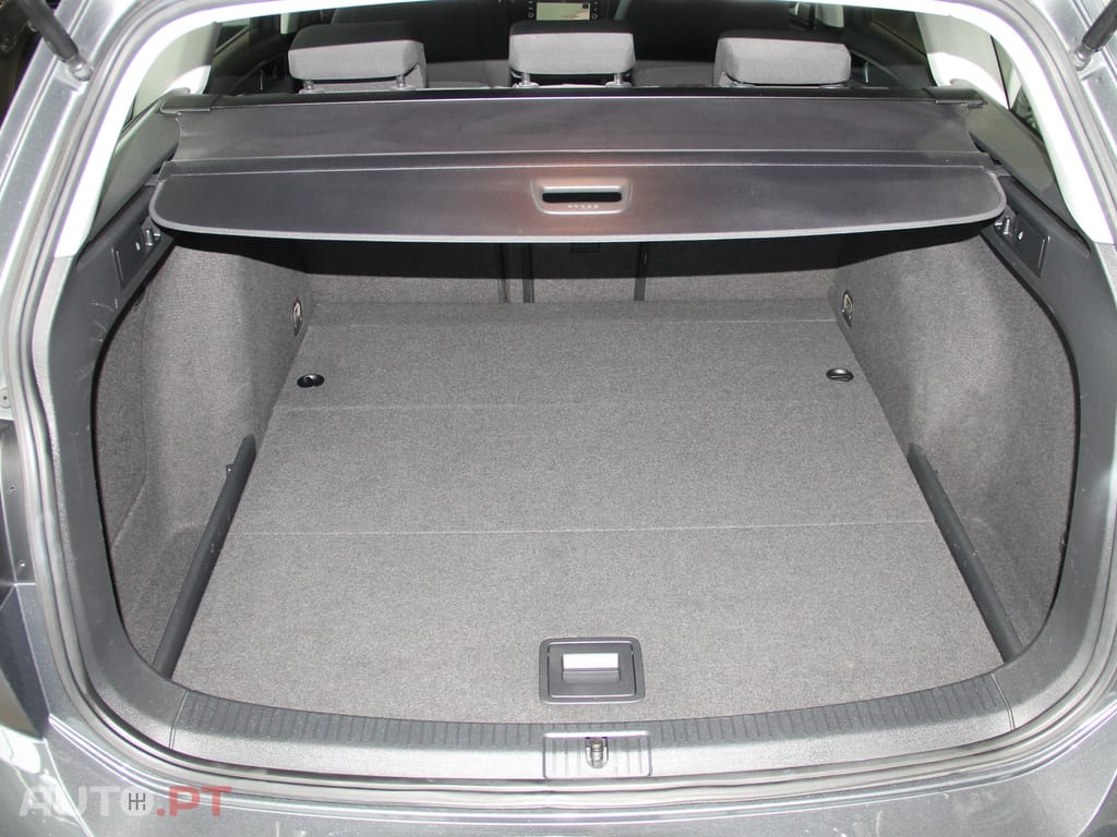 Volkswagen Golf 1.6 TDI Confortline