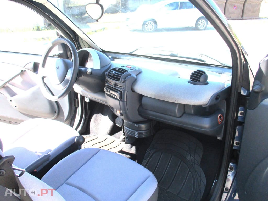 Smart ForTwo Pure 0.7 Gasolina  cx aut/sequencial- Nacional