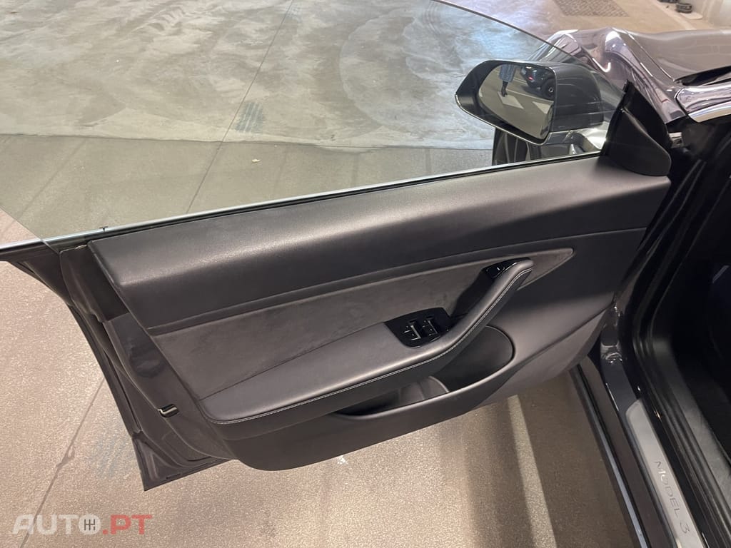 Tesla Model 3 Long-Range Dual Motor AWD