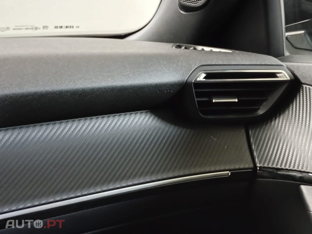 Peugeot 2008 1.2 PureTech Allure