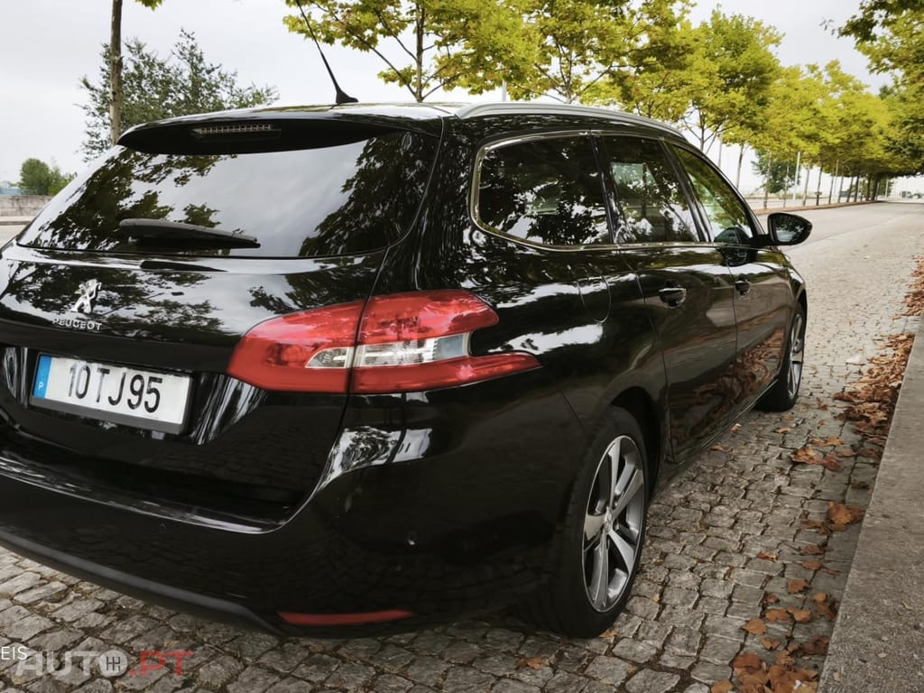 Peugeot 308 1.6 e-HDi Allure J17