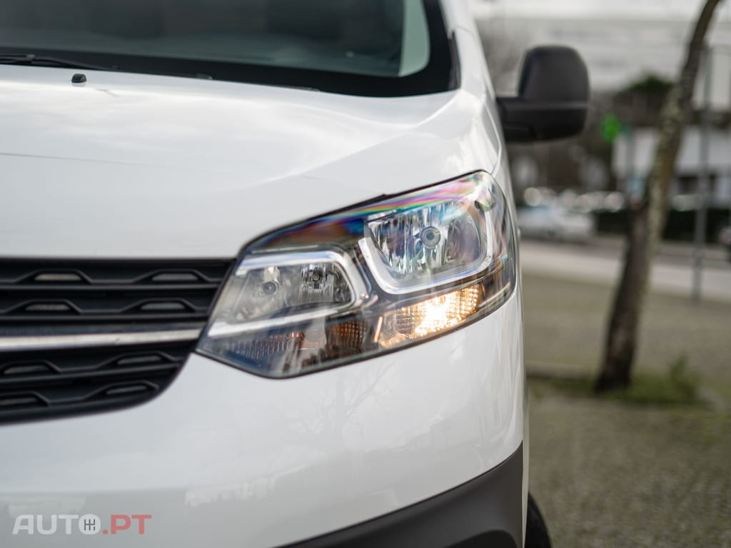 Opel Vivaro 1.5 CDTi L3H1 Essentia