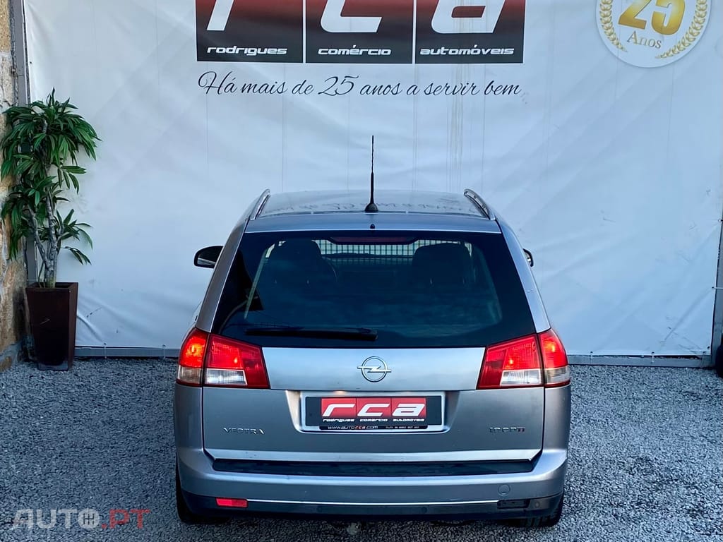 Opel Vectra Caravan 1.9 CDTi Cosmo Aut