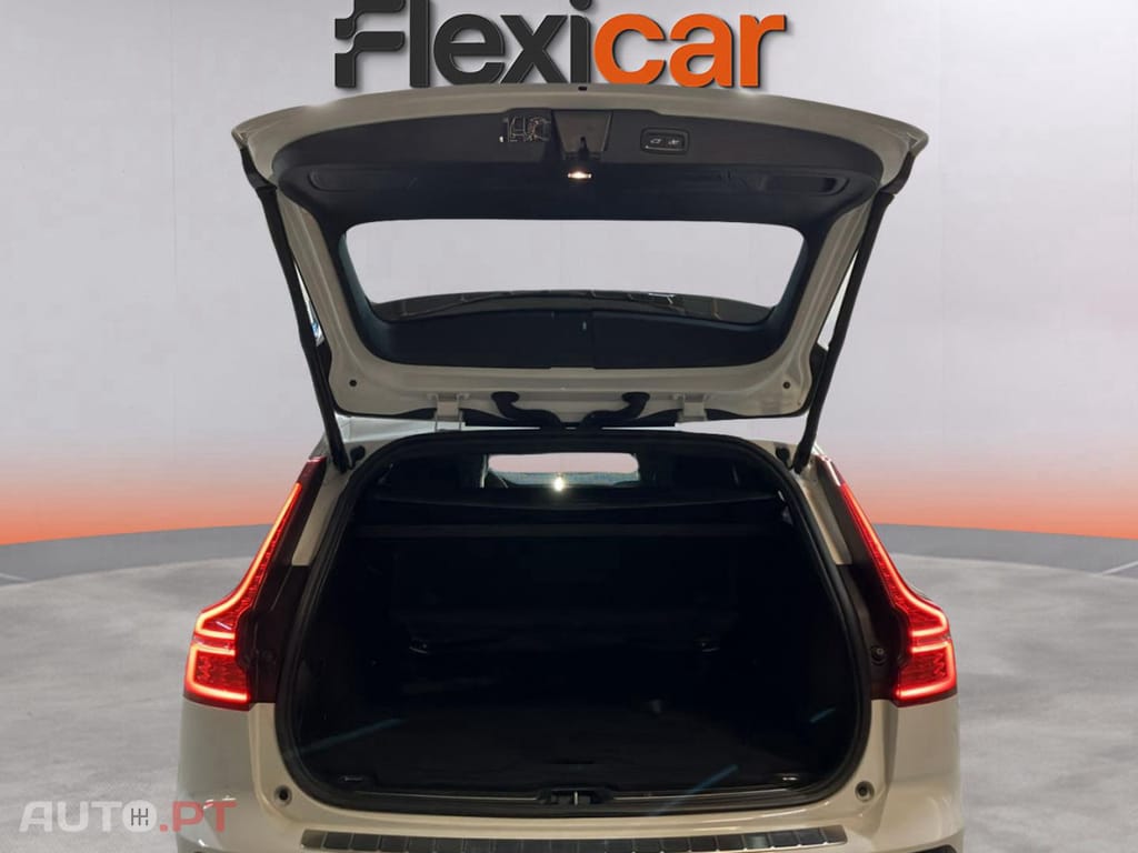 Volvo V60 2.0 T8 AWD TE R-Design