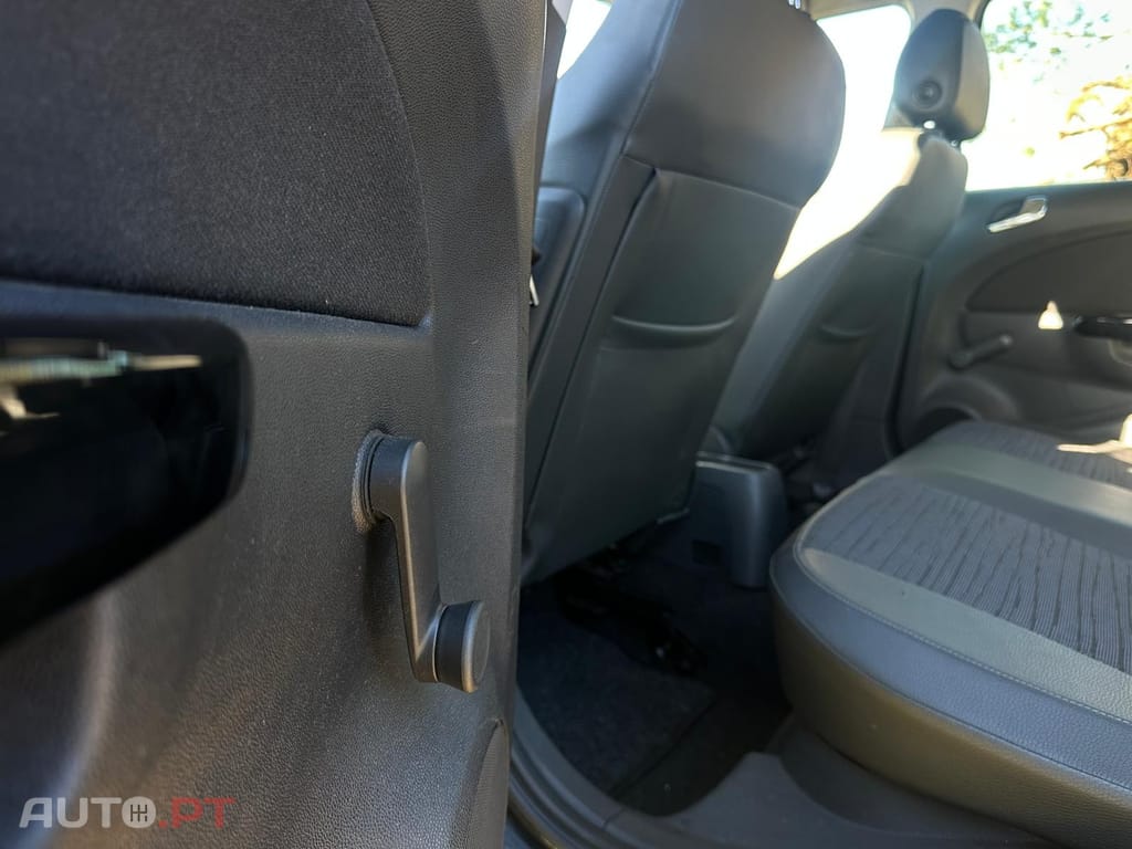 Opel Corsa 1.2 Enjoy S/S